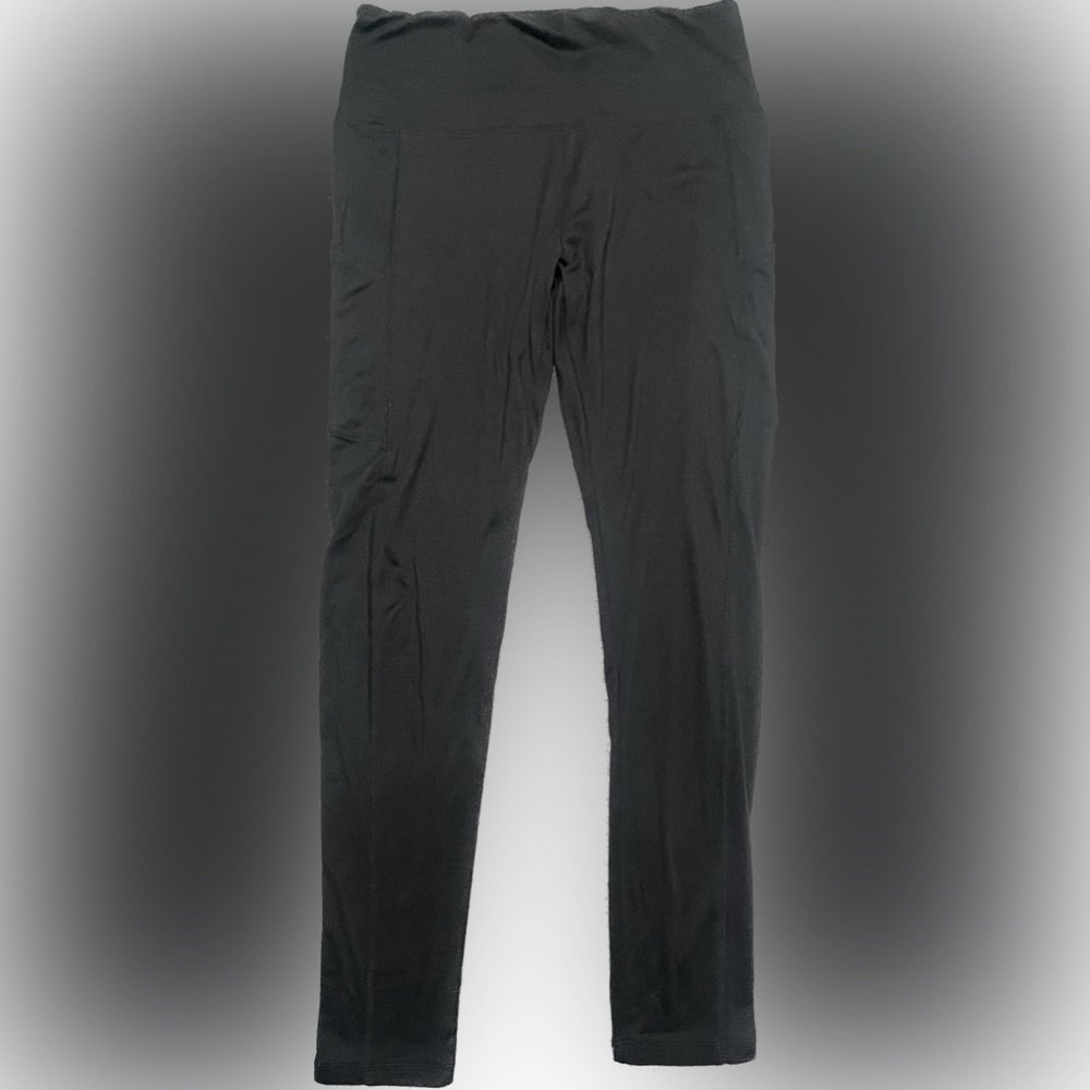 Wild Fable Women’s Size Medium Black Leggings With Side Pockets EUC